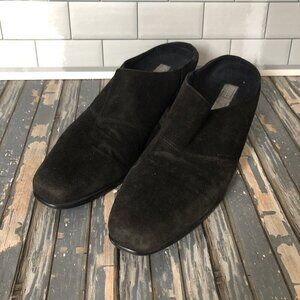 MUNRO AMERICAN Women's Black Suede Mule Wedge Clogs Size 8